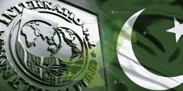 IMF mission arrives in Pakistan; review of economic data