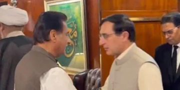 Government and opposition back on the negotiating table amid political tension